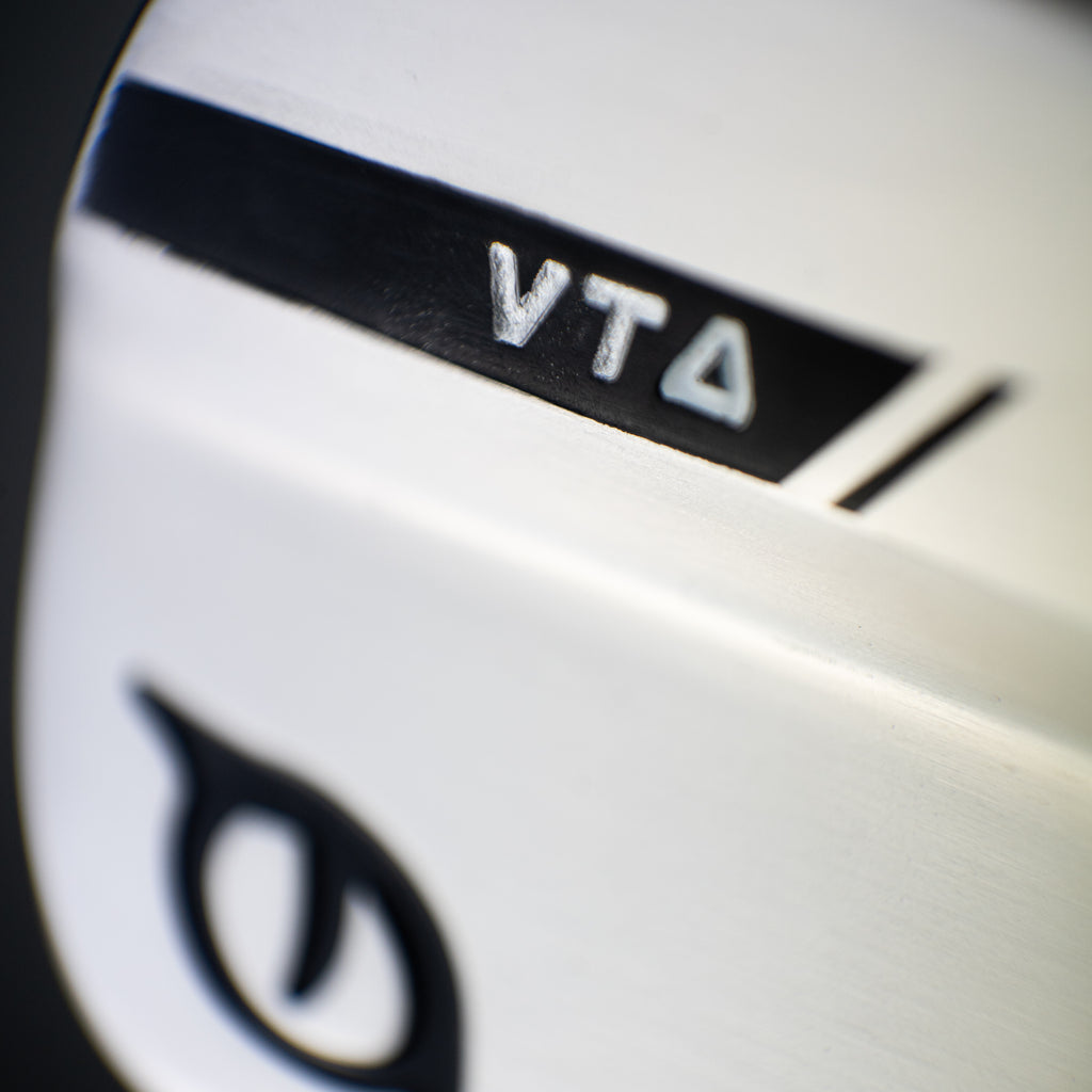 Prowler® VTΔ Irons